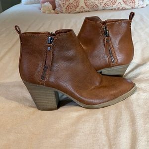 Ankle booties
